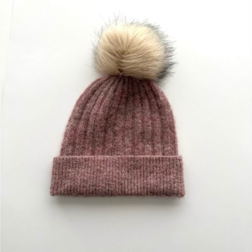 Aritzia Pink Toque